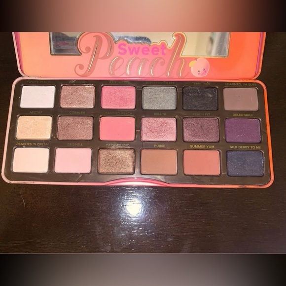 Too Faced Sweet Peach Eyeshadow Palette - Picture 1 of 5